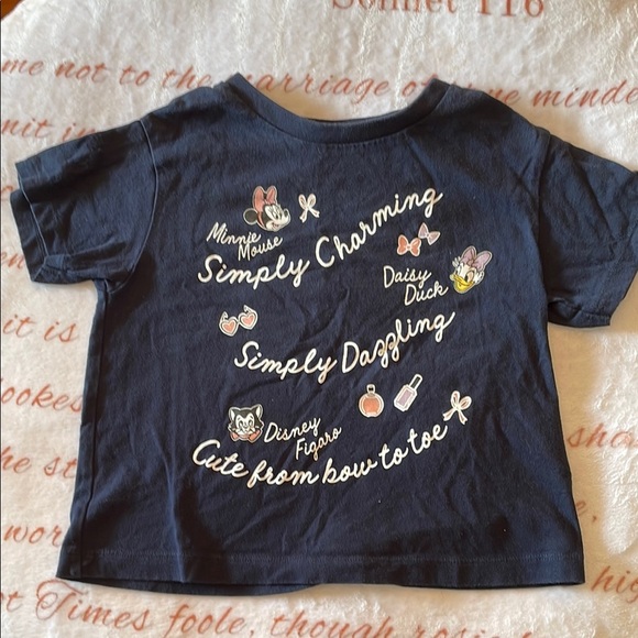 Uniqlo x Disney Graphic T-Shirt Kids 5/6 Navy Short Sleeve Minnie Daisy Figaro - Picture 1 of 2